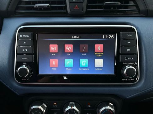 Used 2025 Nissan Versa SV FWD image 26