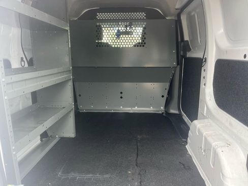 Used 2021 Nissan NV200 SV w/ Back Door Glass Package image 13