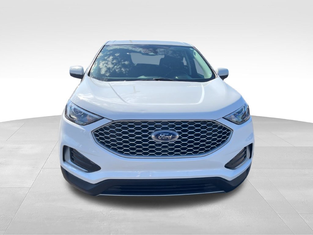 Used 2024 Ford Edge SEL AWD/4WD image 8