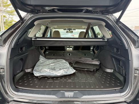 Used 2024 Subaru Outback Limited AWD/4WD image 14
