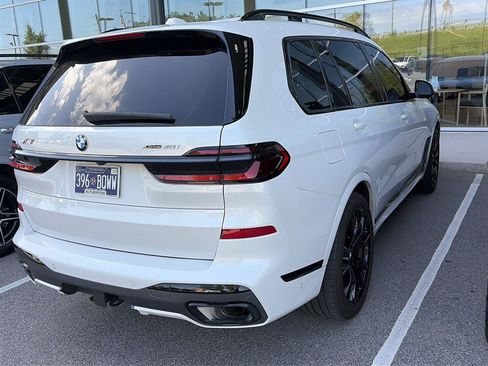 Used 2024 BMW X7 xDrive40i w/ Executive Package AWD/4WD image 2
