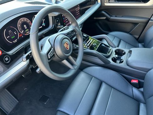 New 2026 Porsche Cayenne S AWD/4WD image 4