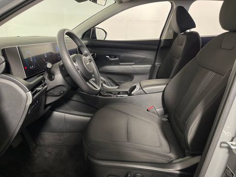 Certified 2025 Hyundai Tucson SEL FWD image 12
