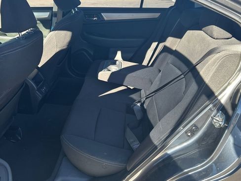 Used 2019 Subaru Legacy 2.5i Premium image 10