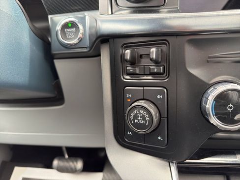 Used 2023 Ford F150 Limited AWD/4WD image 31