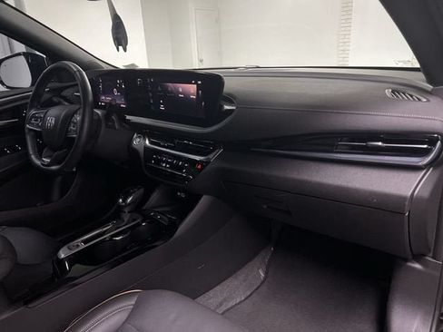 Used 2025 Buick Envista Avenir FWD image 29