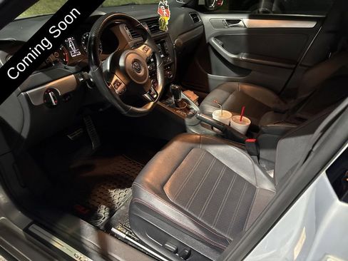 Used 2013 Volkswagen Jetta GLI image 7