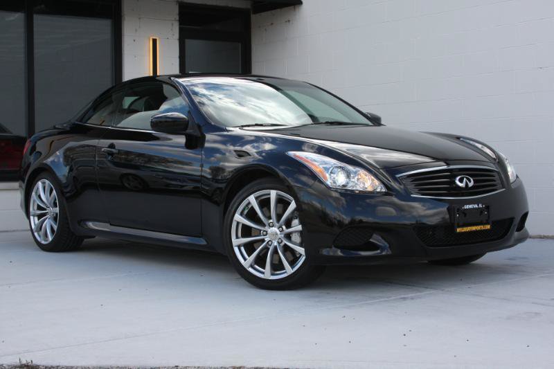 Used 2009 INFINITI G37 Convertible w/ Premium Pkg RWD image 2