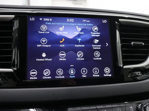 Used 2020 Chrysler Pacifica Touring-L Plus FWD image 55