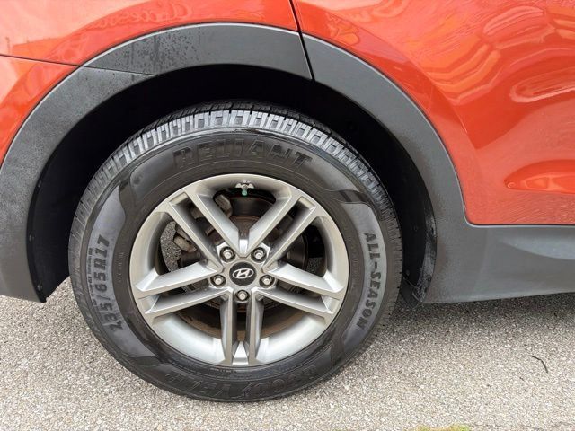 Used 2017 Hyundai Santa Fe Sport FWD image 32