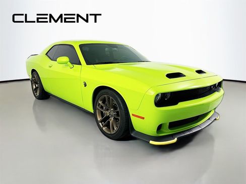 Used 2023 Dodge Challenger SRT Hellcat image 3
