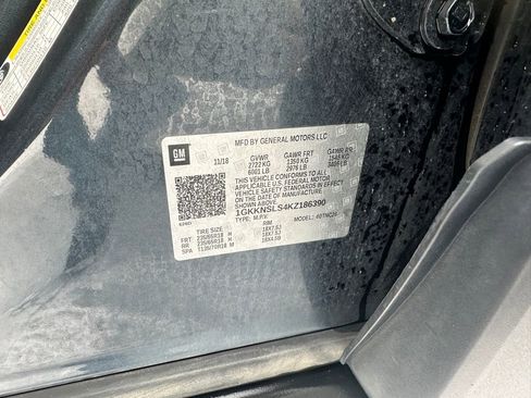 Used 2019 GMC Acadia SLE image 9