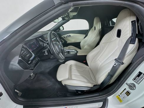 Used 2023 BMW Z4 M40i w/ Premium Package RWD image 28