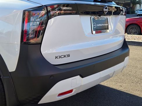 Certified 2026 Nissan Kicks SV FWD image 10