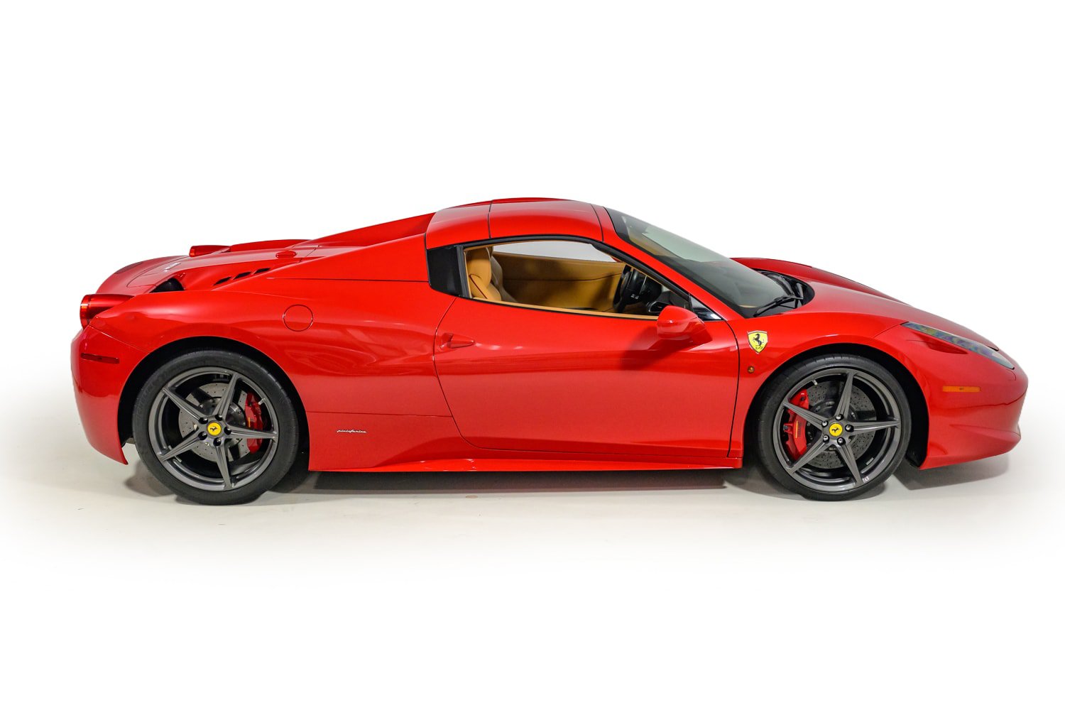 Used 2013 Ferrari 458 Spider RWD image 17
