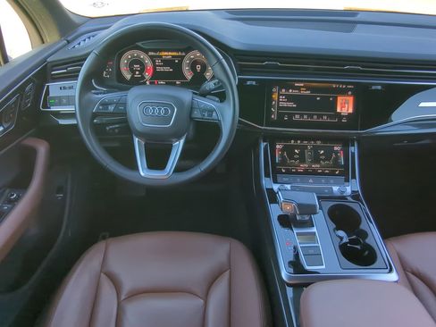 Used 2021 Audi Q7 2.0T Premium w/ Convenience Package image 14