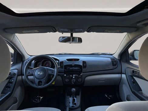 Used 2010 Kia Forte EX FWD image 11