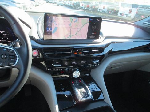 Used 2025 Acura MDX w/ Technology Package image 27