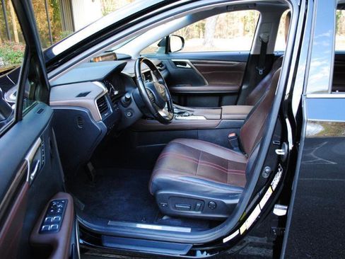 Used 2018 Lexus RX 350L Luxury w/ Accessory Package image 4