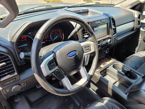 Used 2019 Ford F250 Lariat w/ Lariat Ultimate Package AWD/4WD image 10