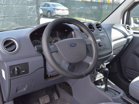 Used 2011 Ford Transit Connect XL FWD image 40