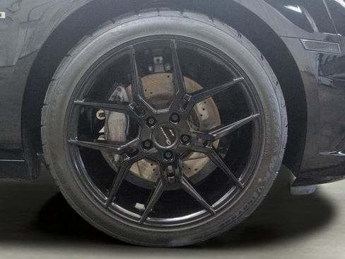 Used 2010 Chevrolet Camaro SS RWD image 23