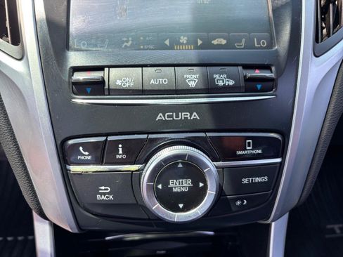 Used 2018 Acura TLX FWD image 30