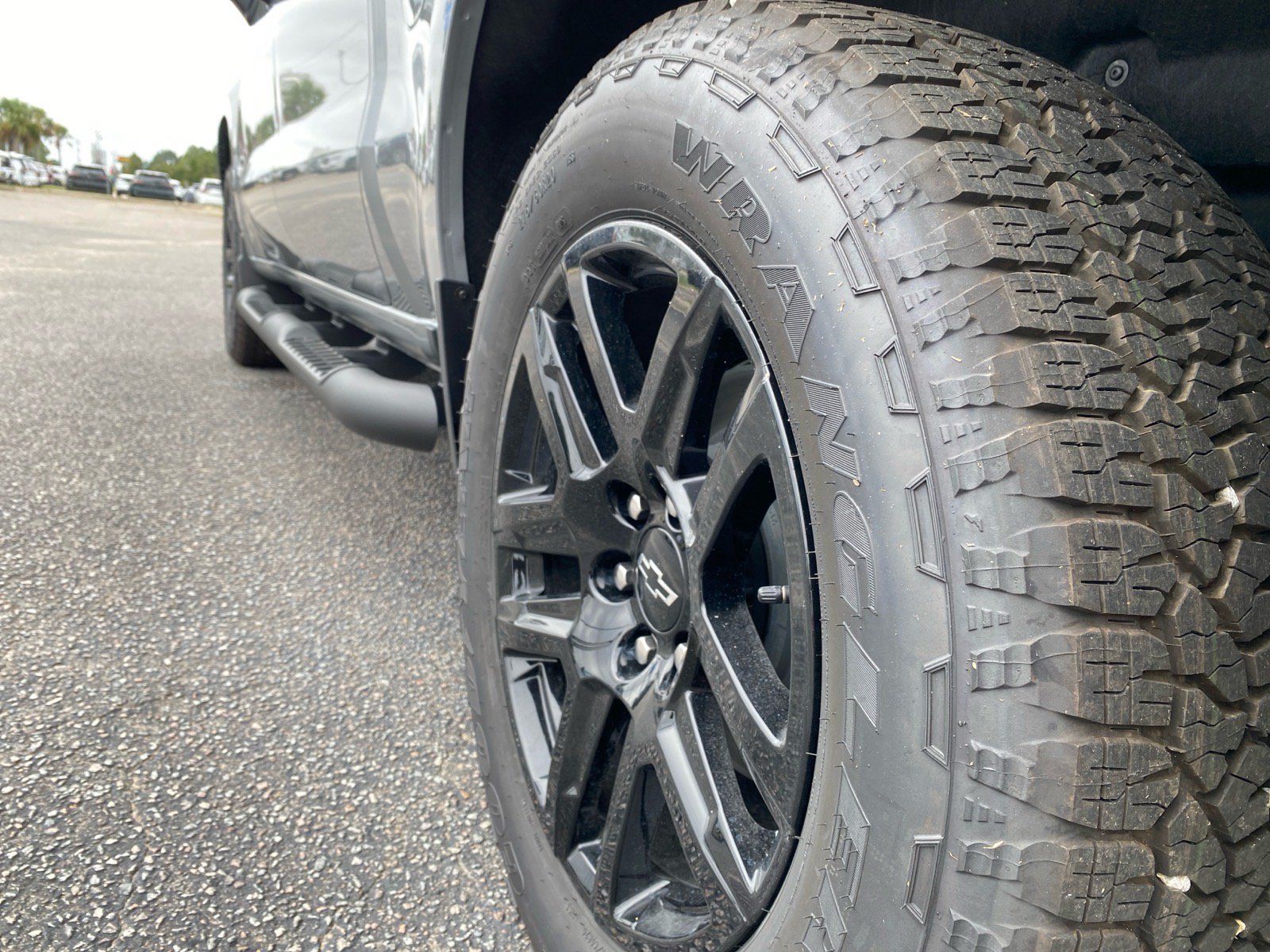 Used 2026 Chevrolet Silverado 1500 Custom w/ Turbomax Blackout Package RWD image 18
