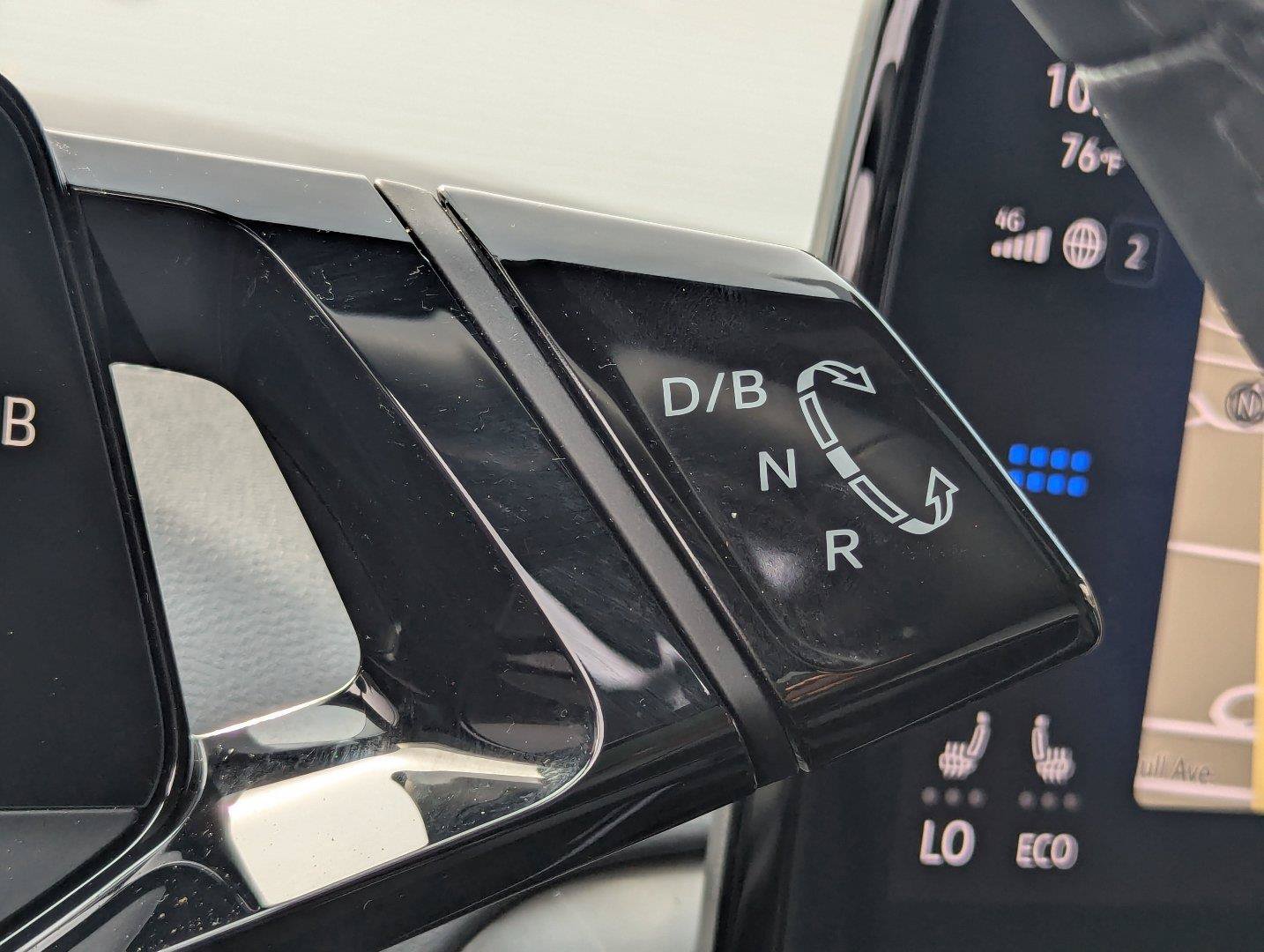 Used 2023 Volkswagen ID.4 Pro S AWD/4WD image 16