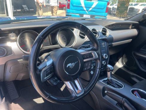Used 2020 Ford Mustang GT RWD image 10