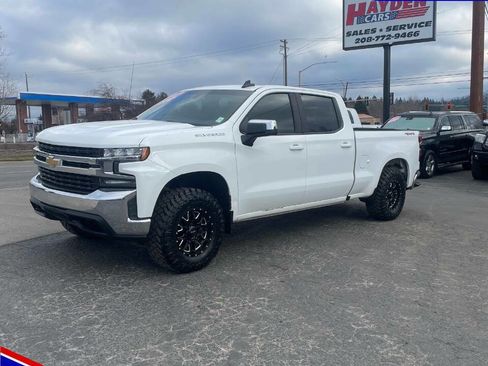Used 2020 Chevrolet Silverado 1500 LT image 1