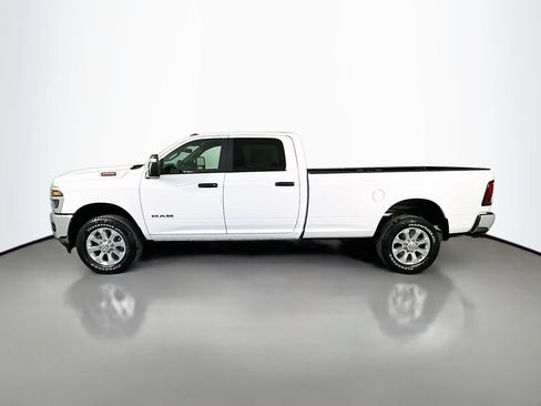New 2026 RAM 2500 Big Horn AWD/4WD image 4