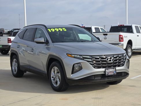 Used 2022 Hyundai Tucson SEL image 4