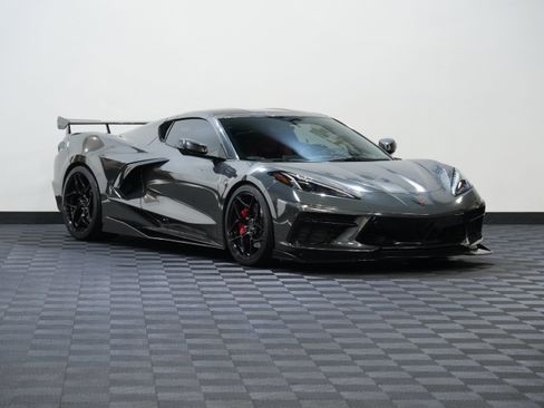 Used 2020 Chevrolet Corvette Stingray Preferred Cpe w/ 2LT Preferred Equipment Group RWD image 5