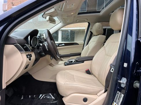 Used 2018 Mercedes-Benz GLS 450 4MATIC image 14