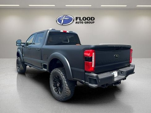New 2026 Ford F250 Lariat w/ Black Appearance Package AWD/4WD image 9