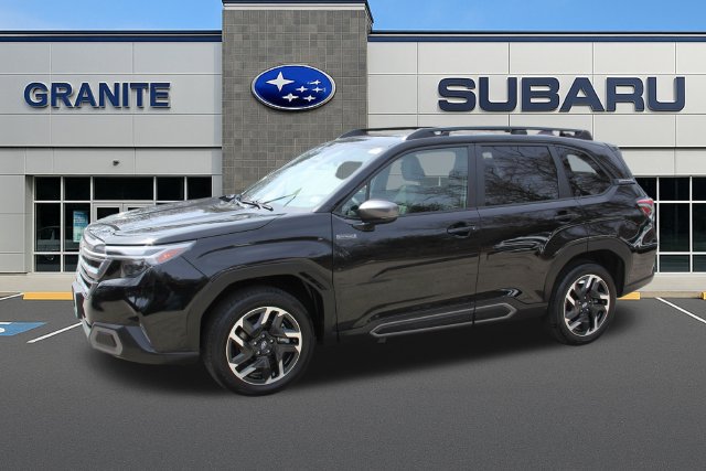 Used 2025 Subaru Forester Limited AWD/4WD image 6