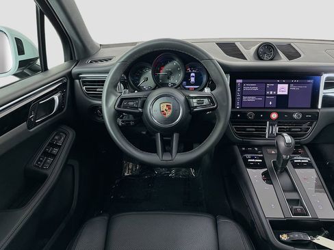New 2025 Porsche Macan AWD/4WD image 25