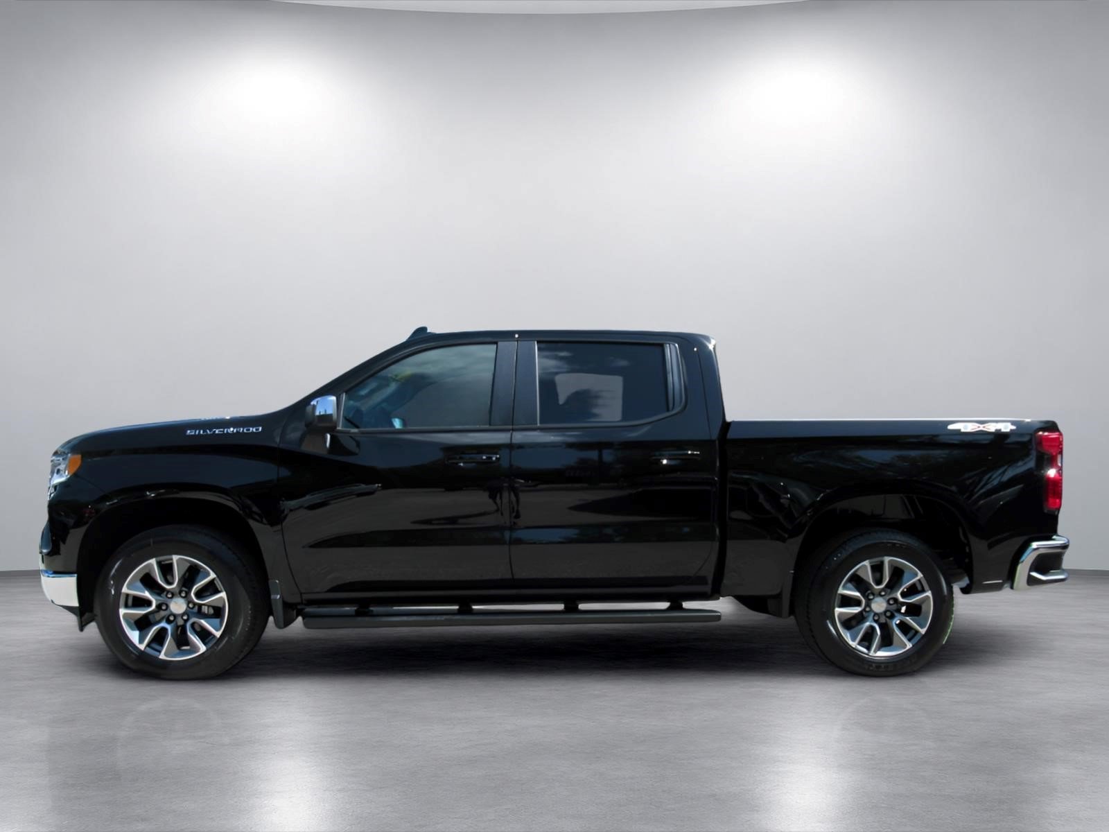 Used 2026 Chevrolet Silverado 1500 LT AWD/4WD image 4