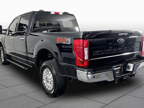 Used 2021 Ford F250 XLT w/ XLT Premium Package AWD/4WD image 11