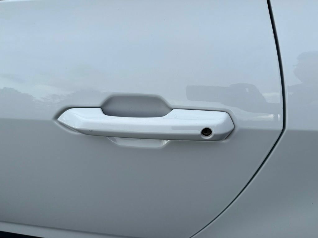 Used 2024 Ford Mustang GT RWD image 11