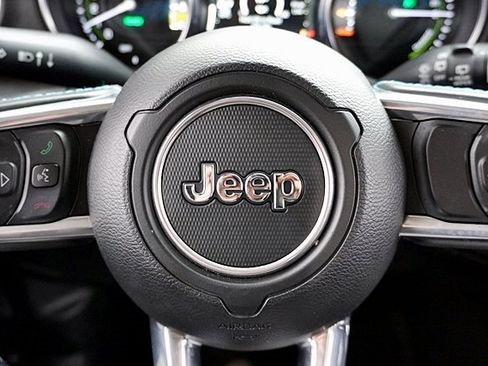 Used 2021 Jeep Wrangler Unlimited Rubicon 4xe image 37