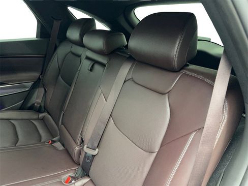 Used 2024 Genesis GV70 2.5T w/ Advanced Package image 34