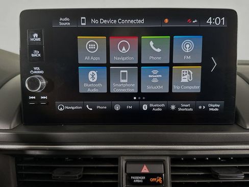 Used 2023 Honda Pilot Touring image 17