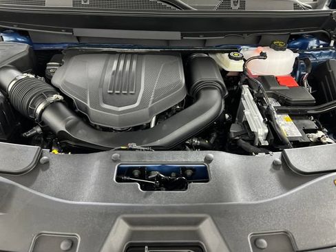 New 2026 Chevrolet Traverse LT w/ Driver Confidence Package FWD image 21