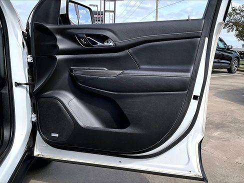 Used 2020 GMC Acadia SLT image 23