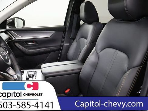 Used 2026 MAZDA CX-70 3.3 Turbo w/ Preferred Package AWD/4WD image 12
