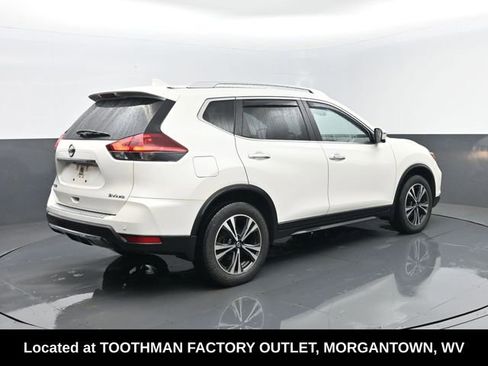 Used 2020 Nissan Rogue SV w/ Premium Package image 20
