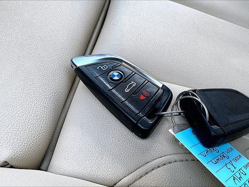 Used 2021 BMW X3 sDrive30i w/ Convenience Package RWD image 8