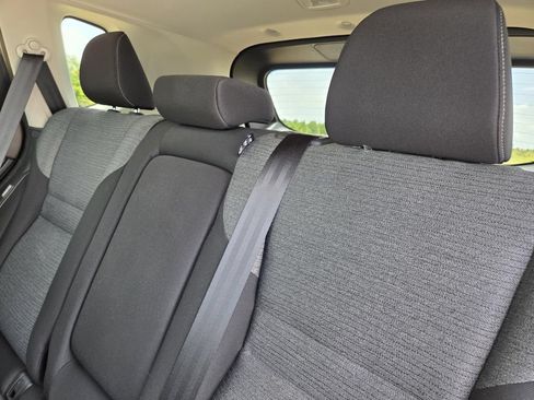 Used 2022 Nissan Rogue SV FWD image 26
